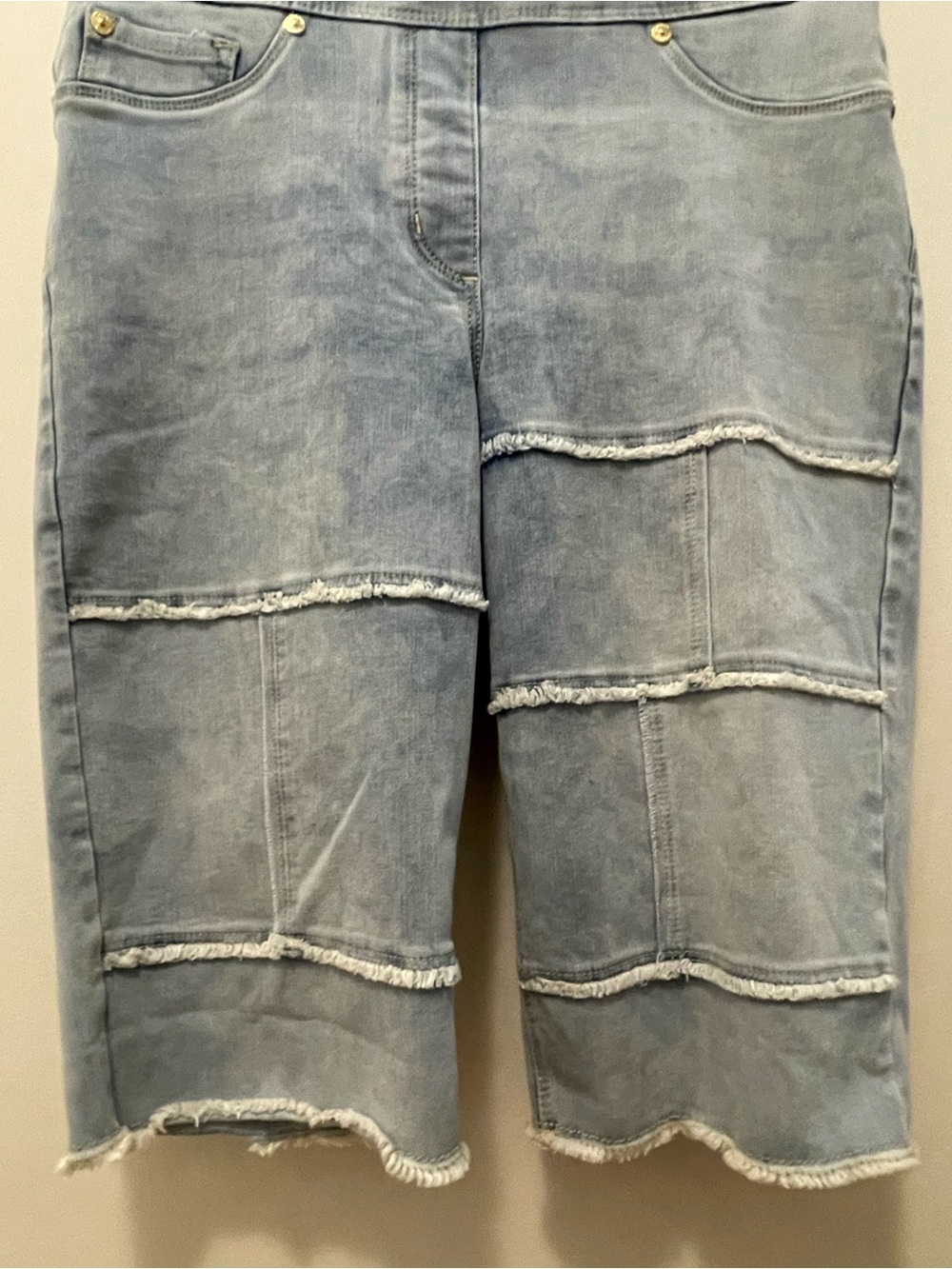 Peter Nygard Light Blue Patchwork Distressed Bermuda Shorts - Picture 3 of 10